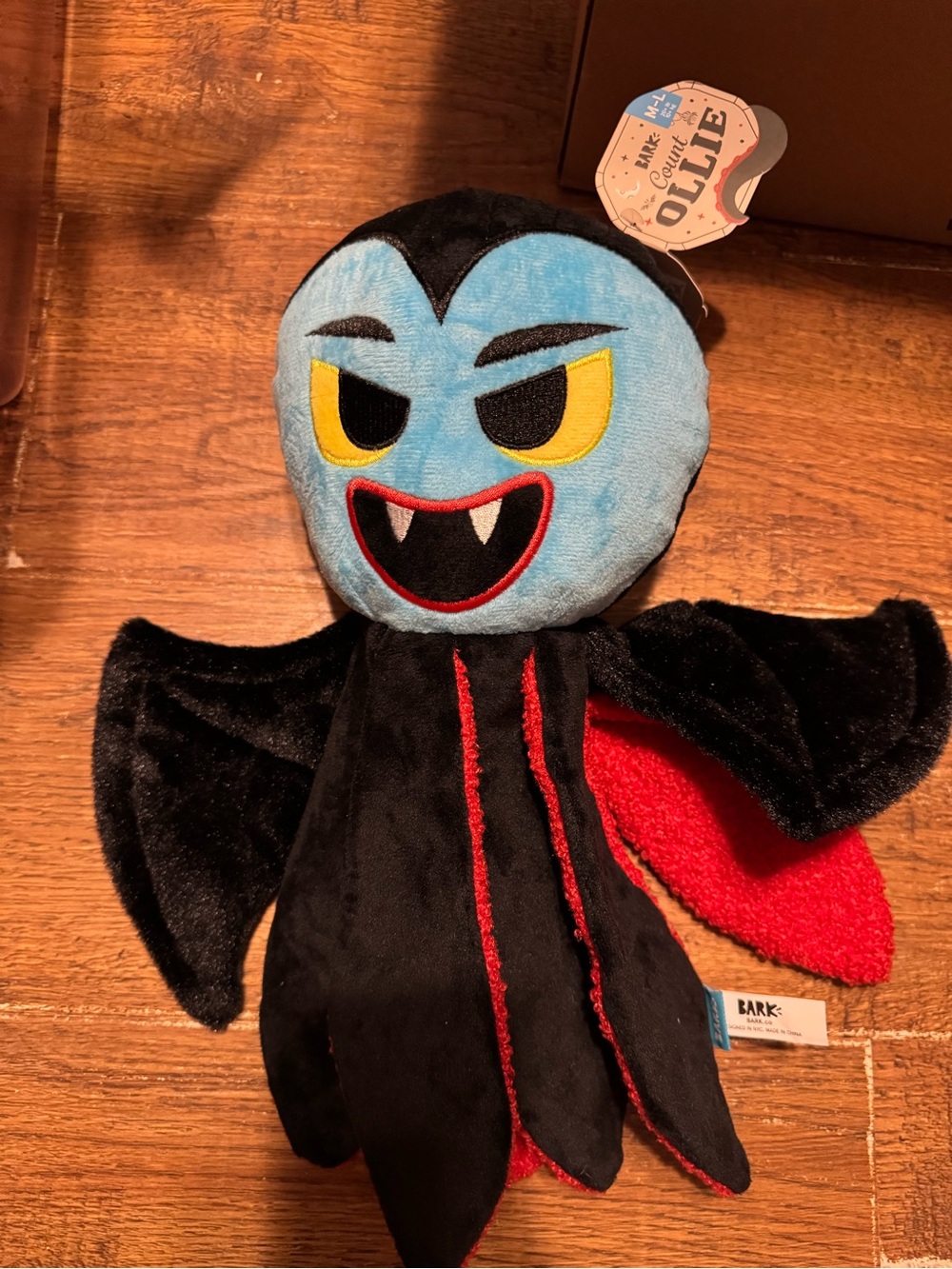 Bark Box COUNT OLLIE DRACULA octopus Dog Toy NEW